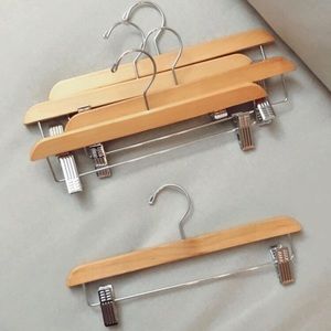 5 wooden bottom hangers - Ivivva (Lululemon kids)